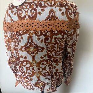 Women's Brown and White Lace Top